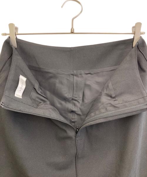 ADORE（アドーア）ADORE (アドーア) スカート ブラック サイズ:38の古着・服飾アイテム