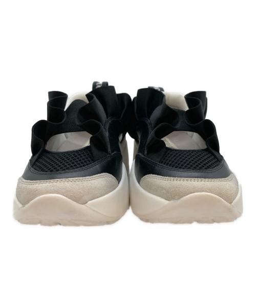 Emilio Pucci（エミリオ プッチ）Emilio Pucci (エミリオ プッチ) フリルスニーカー ホワイト×ブラック サイズ:36の古着・服飾アイテム