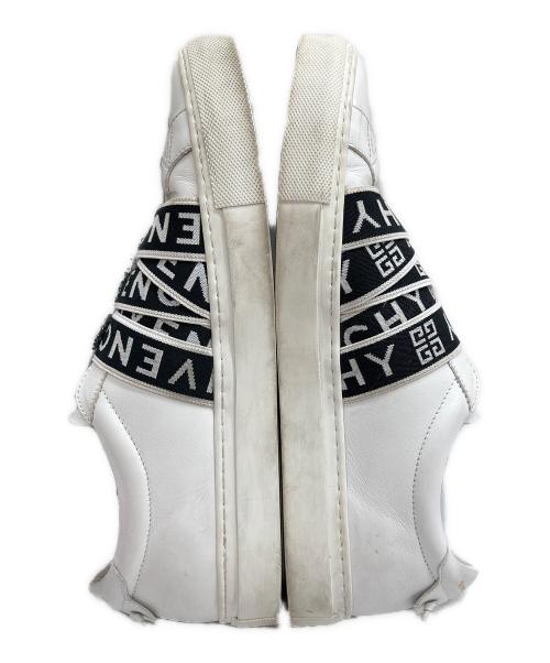 GIVENCHY（ジバンシィ）GIVENCHY (ジバンシィ) アーバンストリートベルトロゴスニーカー ホワイト サイズ:41の古着・服飾アイテム