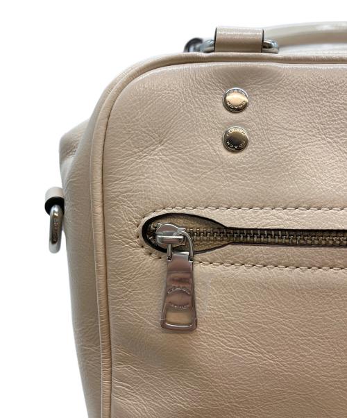 COACH（コーチ）COACH (コーチ) キューブ ローグ バッグ ベージュ サイズ:-の古着・服飾アイテム