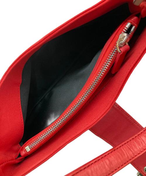 FENDI（フェンディ）FENDI (フェンディ) マンマバケット ワンショルダーバッグ レッドの古着・服飾アイテム