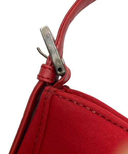 FENDI（フェンディ）FENDI (フェンディ) マンマバケット ワンショルダーバッグ レッドの古着・服飾アイテム