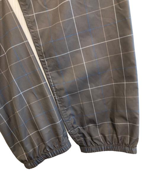 Patagonia（パタゴニア）Patagonia (パタゴニア) Light & Variable Jacket グレー サイズ:Sの古着・服飾アイテム