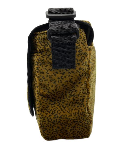 SUPREME（シュプリーム）Supreme (シュプリーム) Velvet Small Messenger Bag ブラウンの古着・服飾アイテム