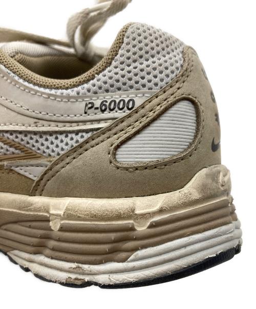 NIKE（ナイキ）NIKE (ナイキ) スニーカー ホワイト×ベージュ サイズ:23.5の古着・服飾アイテム