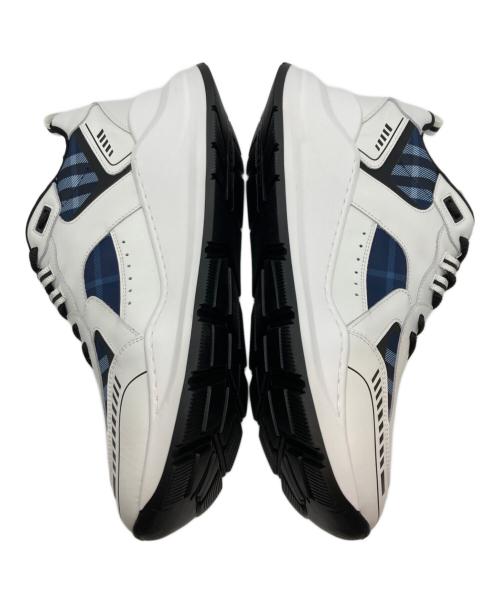 BURBERRY LONDON（バーバリーロンドン）BURBERRY LONDON (バーバリーロンドン) スニーカー ブルー×ホワイト サイズ:44 未使用品の古着・服飾アイテム