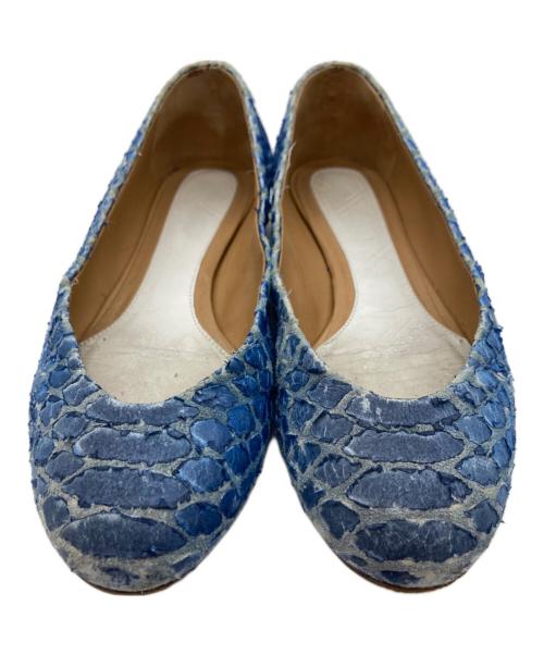 Maison Margiela（メゾンマルジェラ）Maison Margiela (メゾンマルジェラ) パイソン型押しフラットパンプス ブルー サイズ:23の古着・服飾アイテム