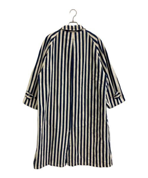 I.S. ISSEY MIYAKE（イッセイ ミヤケ）I.S. ISSEY MIYAKE (イッセイ ミヤケ) ストライプコート ホワイト×ブルー サイズ:9の古着・服飾アイテム