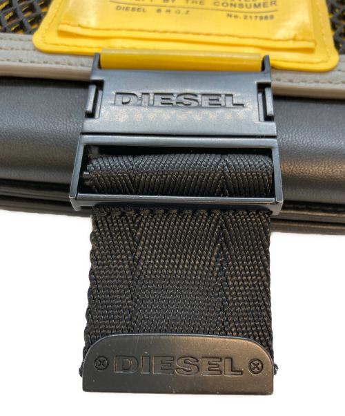 DIESEL（ディーゼル）DIESEL (ディーゼル) ショルダーウォレット ブラック×イエロー サイズ:-の古着・服飾アイテム
