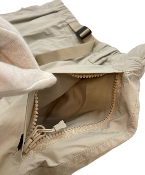 DAIWA PIER39（ダイワ ピア39）DAIWA PIER39 (ダイワ ピア39) TECH 2WAY EXTREME SKIRT アイボリー サイズ:Mの古着・服飾アイテム