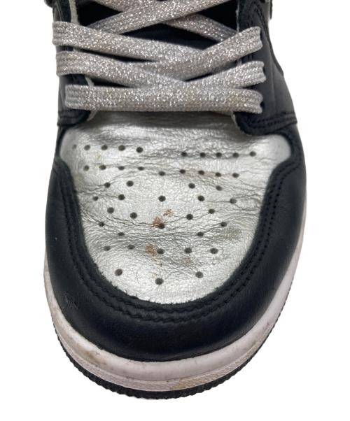 NIKE（ナイキ）NIKE (ナイキ) スニーカー シルバー×ブラック サイズ:23.5の古着・服飾アイテム