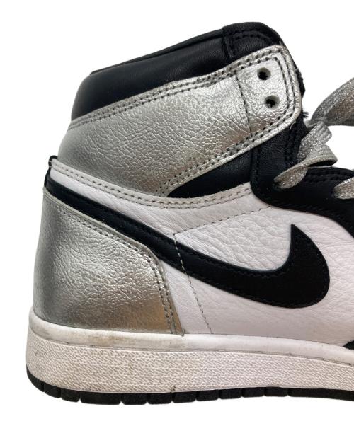 NIKE（ナイキ）NIKE (ナイキ) スニーカー シルバー×ブラック サイズ:23.5の古着・服飾アイテム