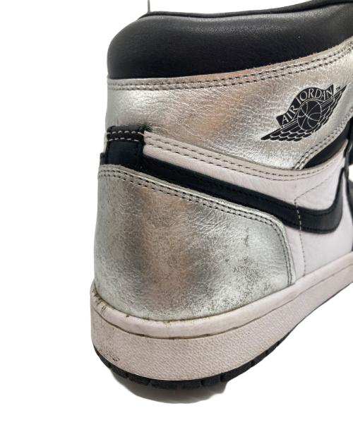 NIKE（ナイキ）NIKE (ナイキ) スニーカー シルバー×ブラック サイズ:23.5の古着・服飾アイテム