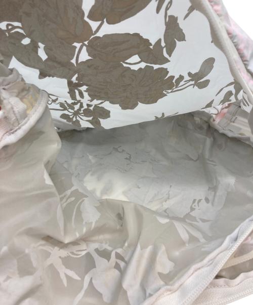 Mikio Sakabe（ミキオサカベ）MIKIO SAKABE (ミキオサカベ) Nylon Flower Bag ホワイトの古着・服飾アイテム