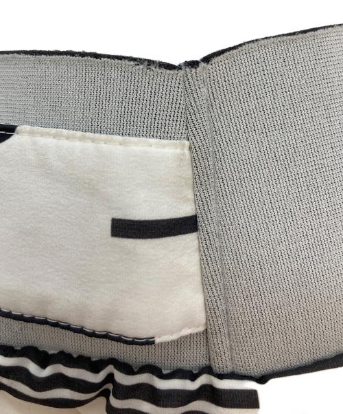 MASTER BUNNY EDITION（マスターバニーエディション）MASTER BUNNY EDITION (マスターバニーエディション) ダウンジャケット ホワイト×ブラック サイズ:５の古着・服飾アイテム