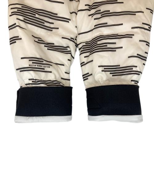 MASTER BUNNY EDITION（マスターバニーエディション）MASTER BUNNY EDITION (マスターバニーエディション) ダウンジャケット ホワイト×ブラック サイズ:５の古着・服飾アイテム