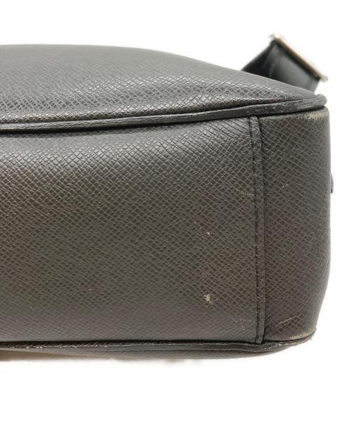 LOUIS VUITTON（ルイ ヴィトン）LOUIS VUITTON (ルイ ヴィトン) ロマンPM ショルダーバッグ ブラックの古着・服飾アイテム