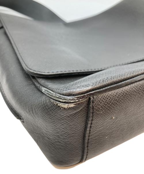 LOUIS VUITTON（ルイ ヴィトン）LOUIS VUITTON (ルイ ヴィトン) ロマンPM ショルダーバッグ ブラックの古着・服飾アイテム