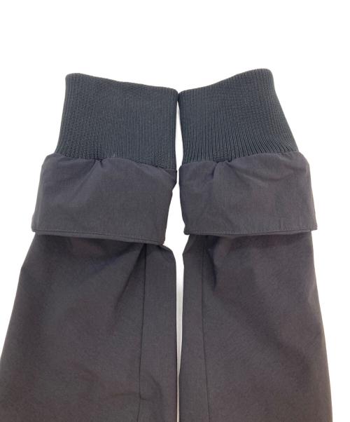 1piu1uguale3（ウノピュウノウグァーレトレ）1piu1uguale3 (ウノピュウノウグァーレトレ) マウンテンパーカー ブラック サイズ:Mの古着・服飾アイテム