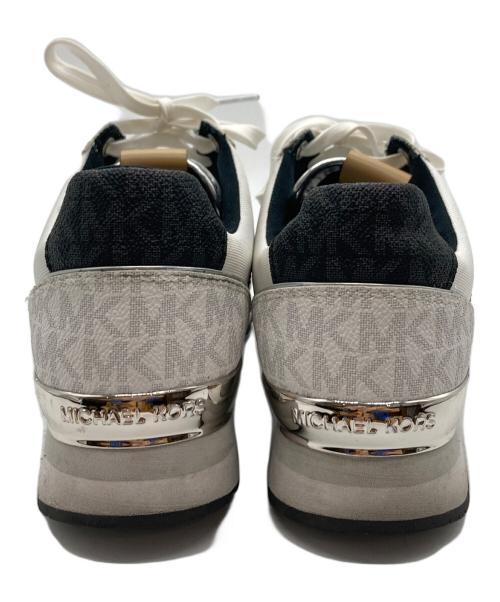 MICHAEL KORS（マイケル・コース）MICHAEL KORS (マイケル・コース) スニーカー ホワイト サイズ:-の古着・服飾アイテム