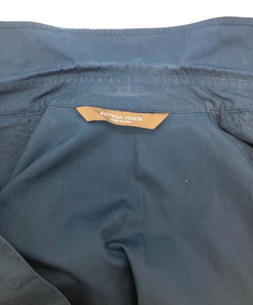 BOTTEGA VENETA（ボッテガベネタ）BOTTEGA VENETA (ボッテガベネタ) シャツ ネイビー サイズ:40の古着・服飾アイテム
