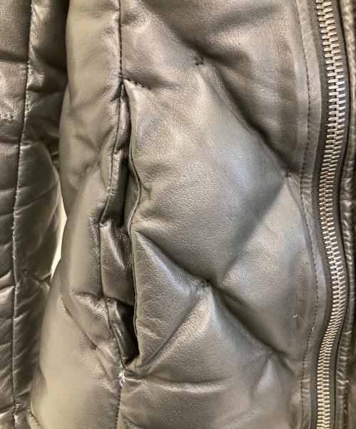 ISAMU KATAYAMA BACKLASH（イサムカタヤマ・バックラッシュ）ISAMU KATAYAMA BACKLASH (イサムカタヤマ・バックラッシュ) カンガルーレザーダウンジャケット ブラック サイズ:Sの古着・服飾アイテム