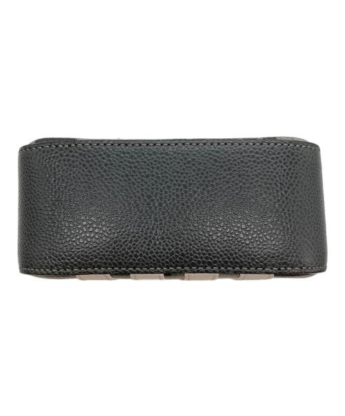 Thom Browne（トムブラウン）Thom Browne (トムブラウン) クロスボディバッグ グレーの古着・服飾アイテム