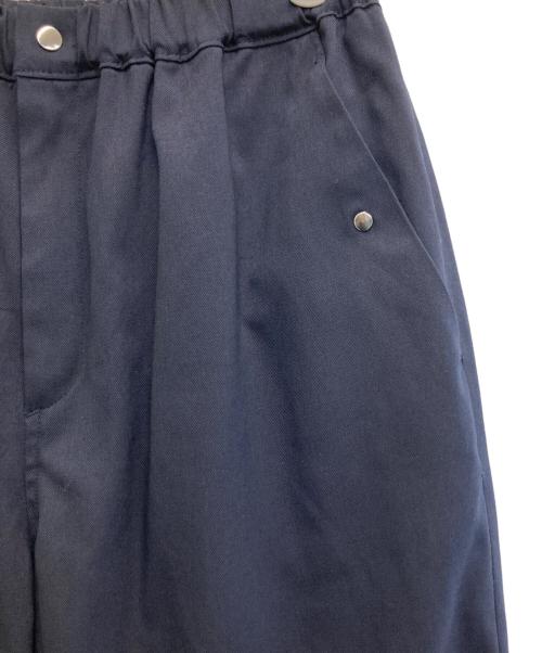 URBAN RESEARCH（アーバンリサーチ）URBAN RESEARCH (アーバンリサーチ) Dad EASY WIDE PANTS ネイビー サイズ:1の古着・服飾アイテム