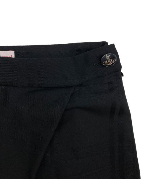 Vivienne Westwood RED LABEL（ヴィヴィアンウエストウッドレッドレーベル）Vivienne Westwood RED LABEL (ヴィヴィアンウエストウッドレッドレーベル) 変形ミニスカート ブラック サイズ:2の古着・服飾アイテム