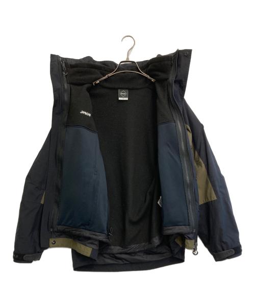 F.C.R.B.（エフシーレアルブリストル）F.C.R.B. (エフシーレアルブリストル) 2 IN 1 TOUR JACKET オリーブ サイズ:Mの古着・服飾アイテム