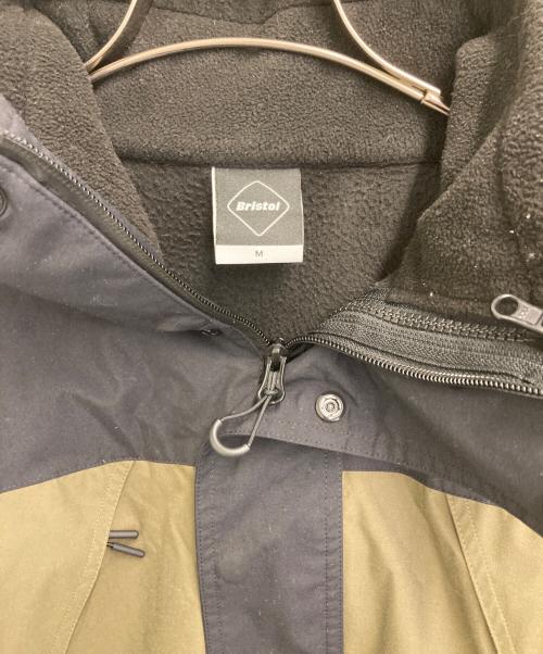 F.C.R.B.（エフシーレアルブリストル）F.C.R.B. (エフシーレアルブリストル) 2 IN 1 TOUR JACKET オリーブ サイズ:Mの古着・服飾アイテム