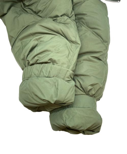 stussy（ステューシー）stussy (ステューシー) ダウンジャケット カーキ サイズ:Mの古着・服飾アイテム