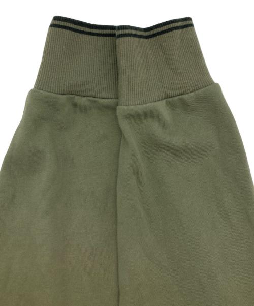 FRED PERRY（フレッドペリー）FRED PERRY (フレッドペリー) スウェット オリーブ サイズ:Lの古着・服飾アイテム