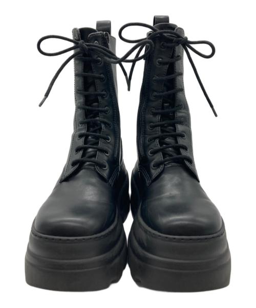CHARLES & KEITH（チャールズアンドキース）CHARLES & KEITH (チャールズアンドキース) ハートエンベリッシュド レースアッププラットフォームブーツ ブラック サイズ:23.5の古着・服飾アイテム