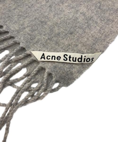 Acne studios（アクネ ストゥディオス）ACNE STUDIOS (アクネ ストゥディオス) フリンジウールスカーフ グレーの古着・服飾アイテム