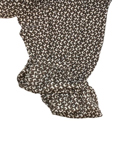 23区（ニジュウサンク）23区 (ニジュウサンク) モダンジオメトリックプリント ワンピース ブラウン サイズ:38の古着・服飾アイテム