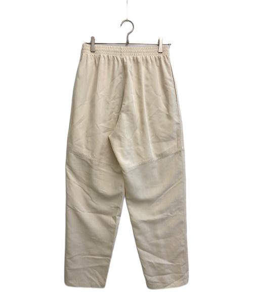 YLEVE（イレーヴ）YLEVE (イレーヴ) レーヨンイージーパンツ アイボリー サイズ:1の古着・服飾アイテム