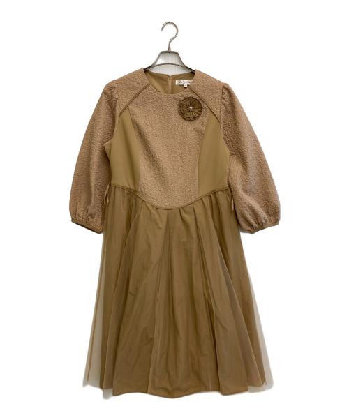 Super Beauty（スーパービューティ）Super Beauty (スーパービューティ) エンボス加工バルーン袖 ロングワンピース ベージュ サイズ:42の古着・服飾アイテム