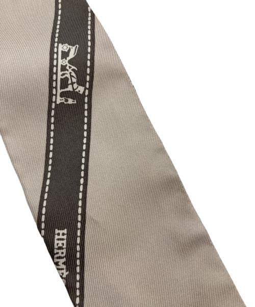 HERMES（エルメス）HERMES (エルメス) ツィリー ボルディック リボン ベージュの古着・服飾アイテム