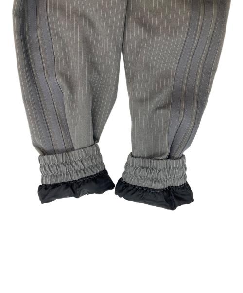 adidas（アディダス）adidas (アディダス) ファイヤーバード ルーズ ピンストライプ トラックトップ グレー サイズ:Mの古着・服飾アイテム