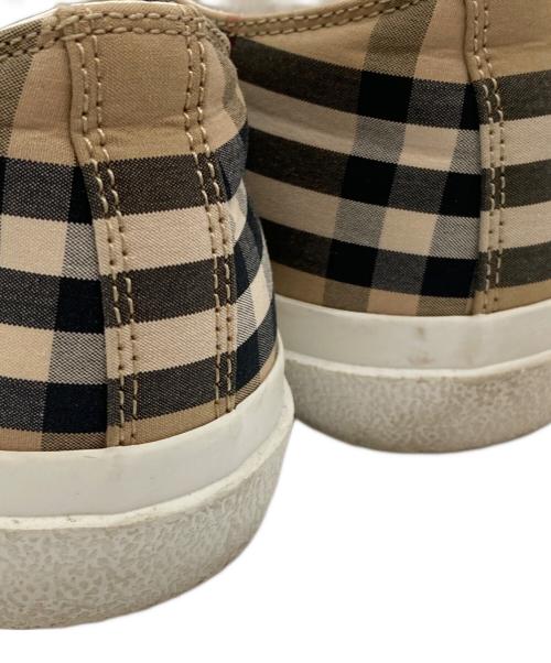 BURBERRY（バーバリー）BURBERRY (バーバリー) スニーカー ブラウン サイズ:42.5の古着・服飾アイテム