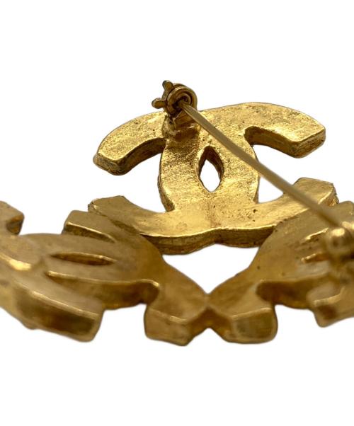 CHANEL（シャネル）CHANEL (シャネル) トリプルココマーク ブローチ ゴールドの古着・服飾アイテム