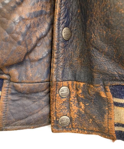 AVIREX（アヴィレックス）AVIREX (アヴィレックス) ALASKAN WILD BEARSスタジャン ネイビー×ベージュ サイズ:Mの古着・服飾アイテム