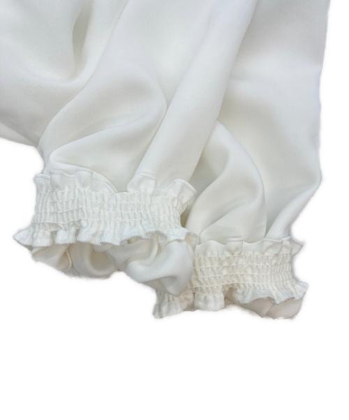 Aveniretoile（アベニールエトワール）Aveniretoile (アベニールエトワール) ギャザー切替パフスリーブブラウス ホワイト サイズ:36の古着・服飾アイテム