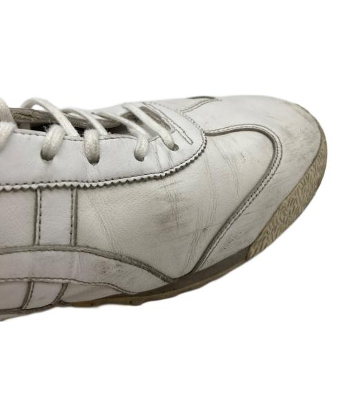 Onitsuka Tiger（オニツカタイガー）Onitsuka Tiger (オニツカタイガー) VALENTINO (ヴァレンティノ) レザーローカットスニーカー ホワイト サイズ:27ｃｍの古着・服飾アイテム