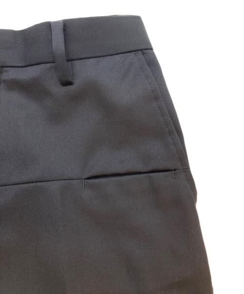 UNDERCOVER（アンダーカバー）UNDERCOVER (アンダーカバー) シームデザイン ギャバ センタープレストラウザー ブラック サイズ:SIZE 1の古着・服飾アイテム