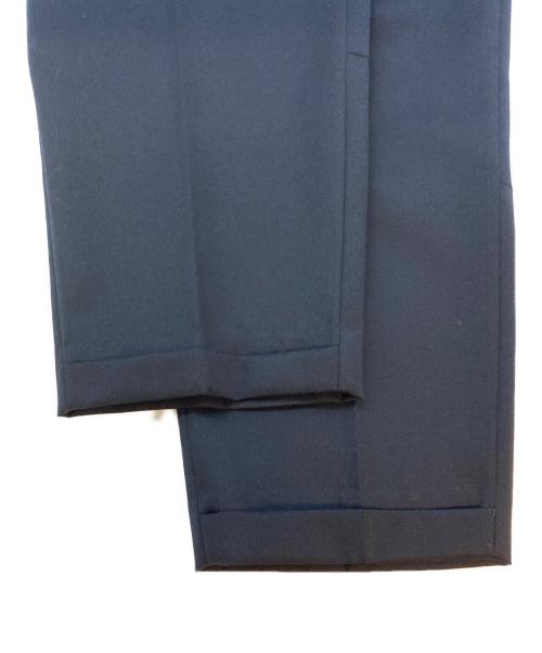 UNDERCOVER（アンダーカバー）UNDERCOVER (アンダーカバー) シームデザイン ギャバ センタープレストラウザー ブラック サイズ:SIZE 1の古着・服飾アイテム