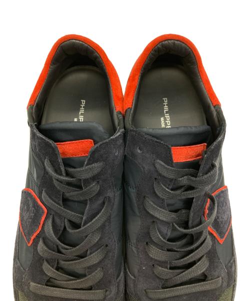 PHILIPPE MODEL（フィリップ モデル）PHILIPPE MODEL (フィリップ モデル) ローカットスニーカー ネイビー サイズ:40の古着・服飾アイテム