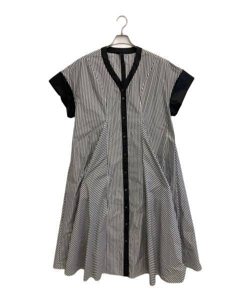 ADORE（アドーア）ADORE (アドーア) クリアストライプワンピース ホワイト×ブラック サイズ:38の古着・服飾アイテム