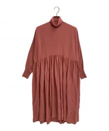 Curensology（カレンソロジー）の古着「ウールハイネックギャザーワンピース」｜ピンク